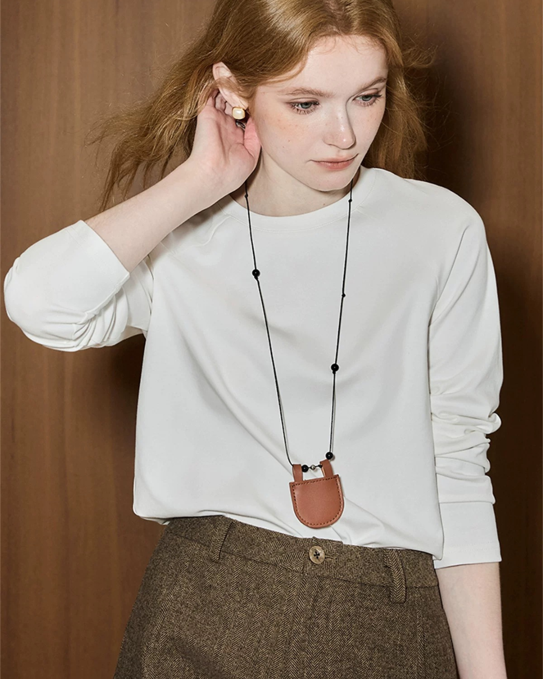 ホワイトクルーネックTシャツ(トップス・全1色)