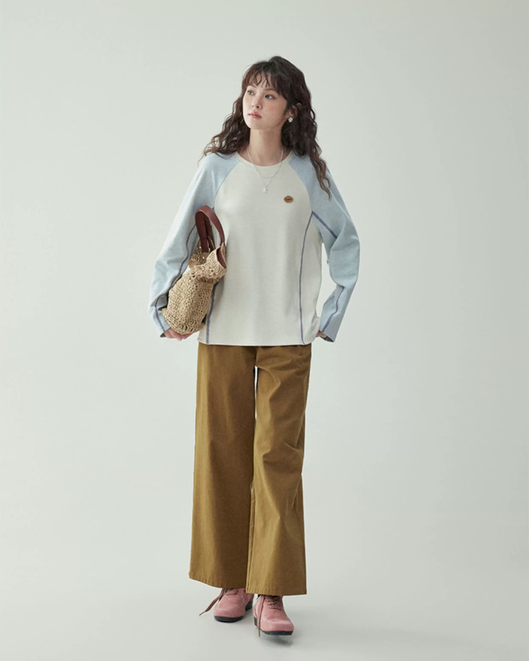 クルーネック Tシャツ(トップス・全1色)