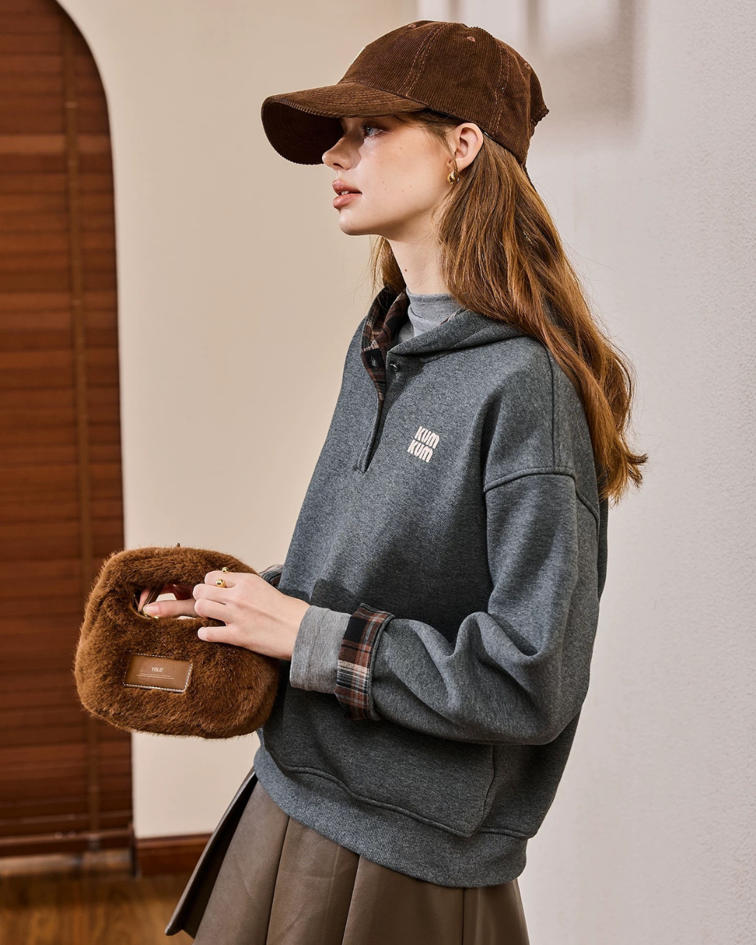 フード付き長袖スウェットシャツ(トップス・全1色)