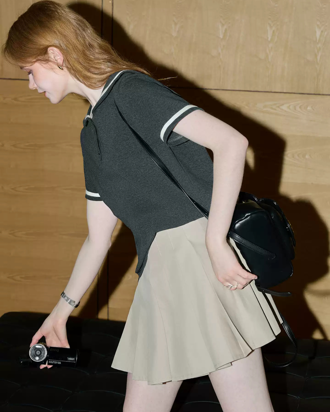 グレーラペルTシャツ(トップス・全1色)