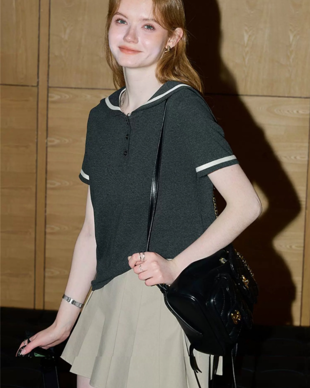 グレーラペルTシャツ(トップス・全1色)