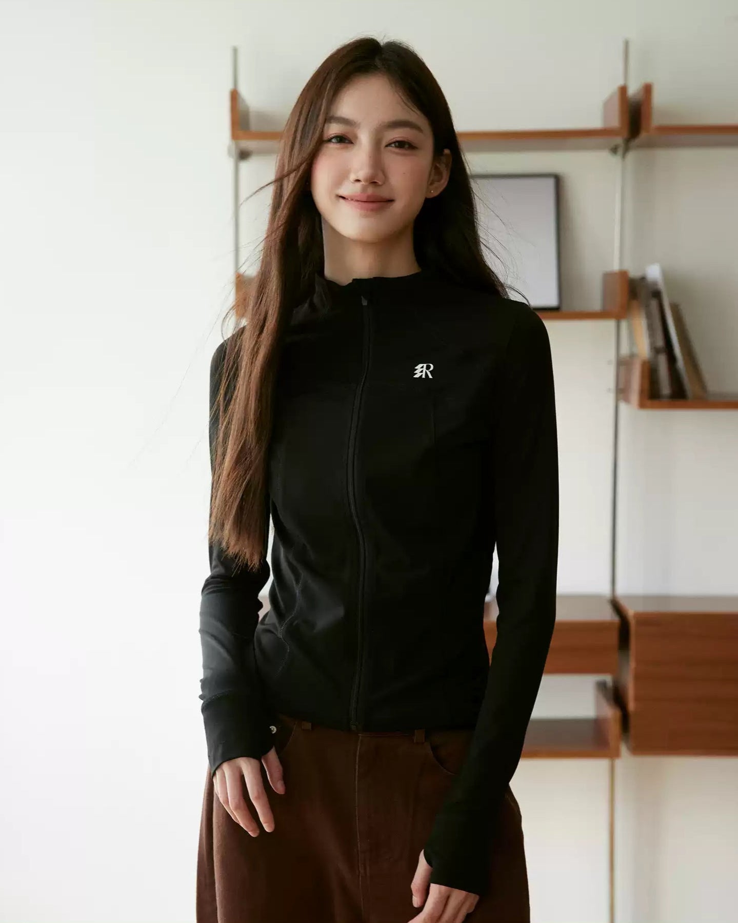 スポーツステッチ・ジップトップ(トップス・全1色)