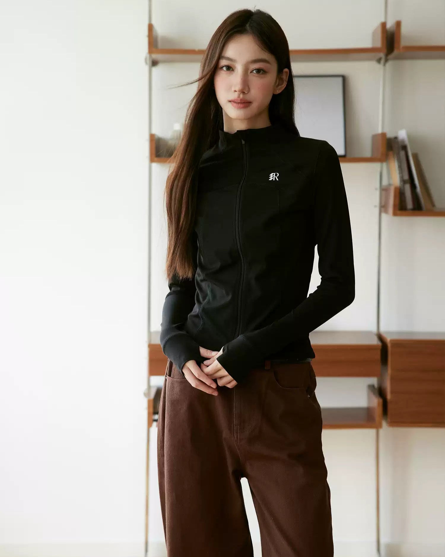 スポーツステッチ・ジップトップ(トップス・全1色)