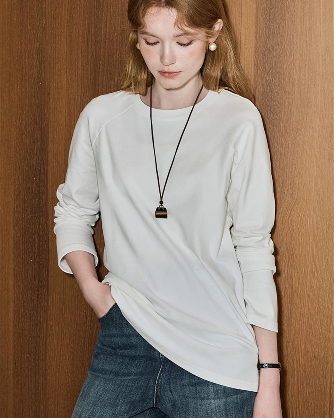 ホワイトクルーネックTシャツ（トップス・全1色）