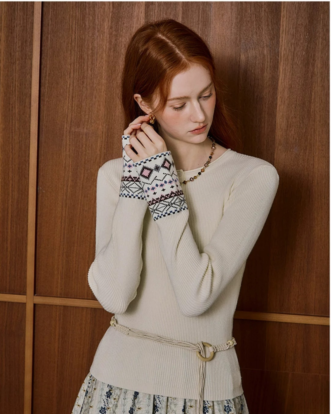 ハーフオープンカラーニット（トップス・全1色）