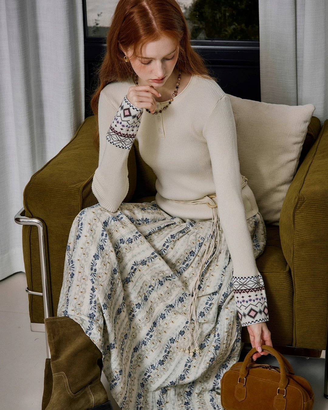 ハーフオープンカラーニット（トップス・全1色）