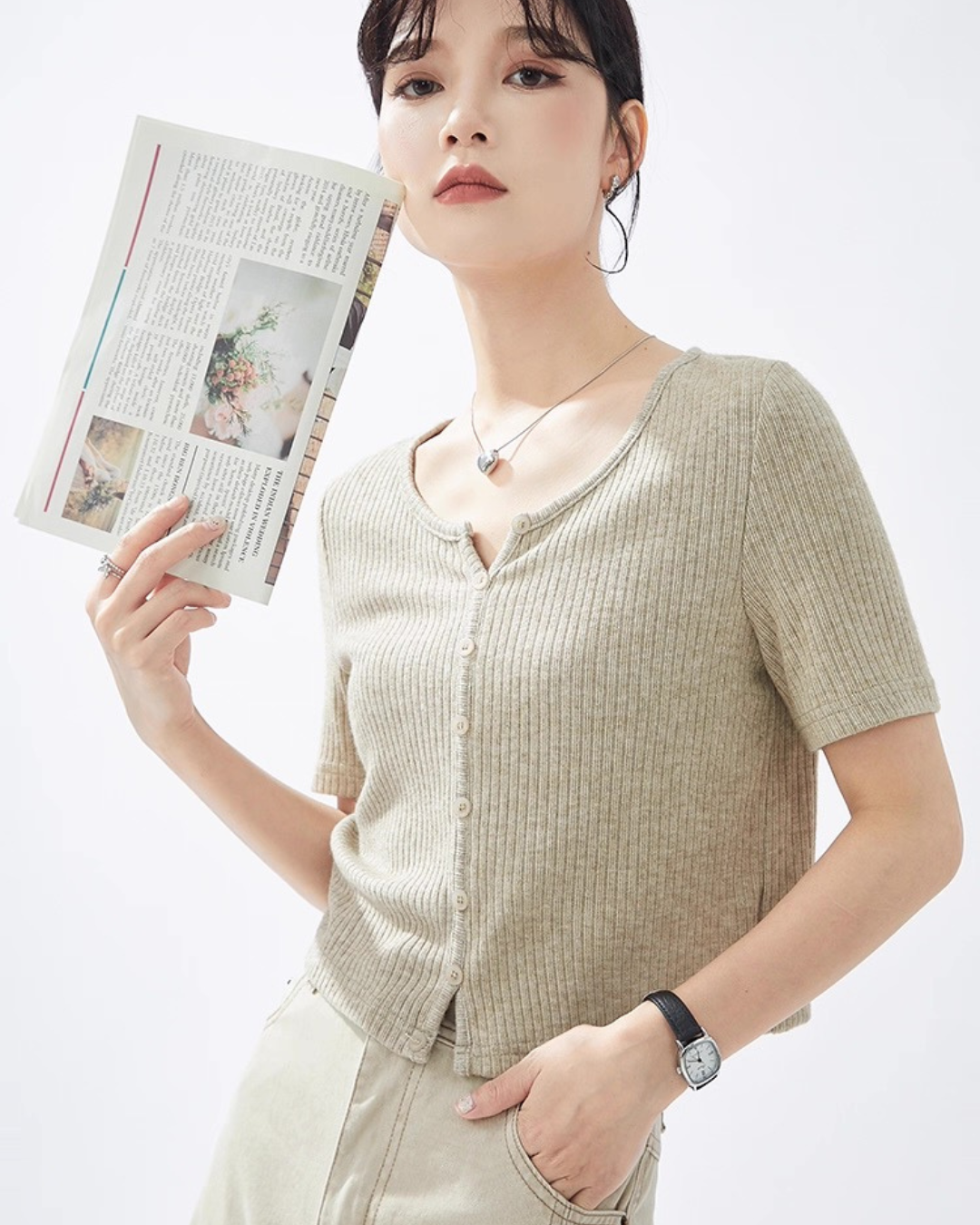 ショートニットセーター（トップス・全3色）