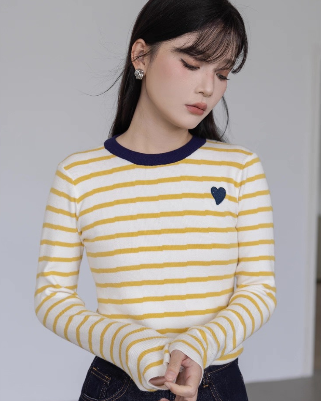 コントラストストライプニットセーター（トップス・全2色）