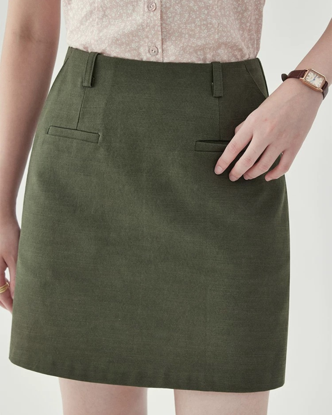 ダークハイウエストAラインスカート（スカート・全1色）