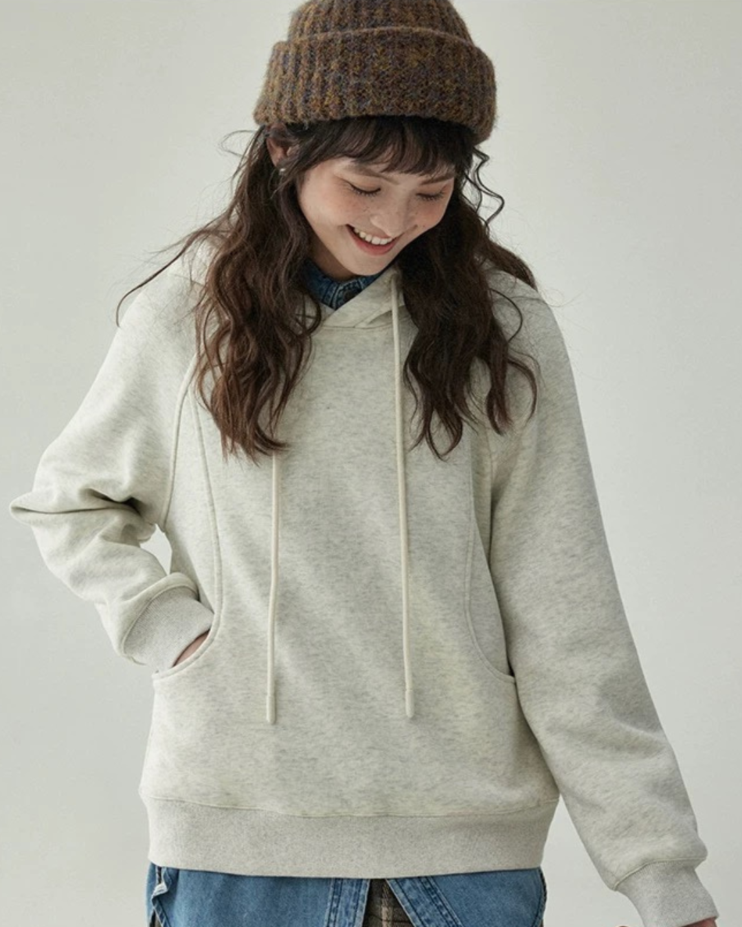 スプライシングフード付きスウェット（トップス・全1色）