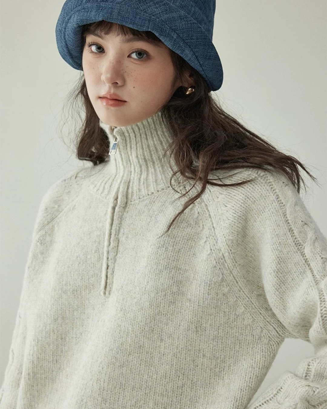 オープンジッパータートルネックセーター（トップス・全2色）