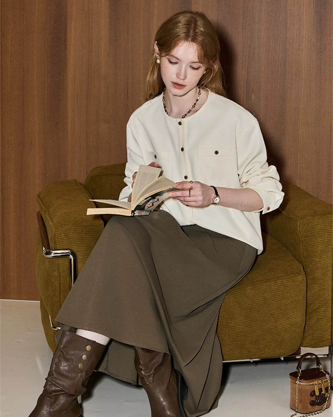 ラウンドネックシャツ（トップス・全2色）