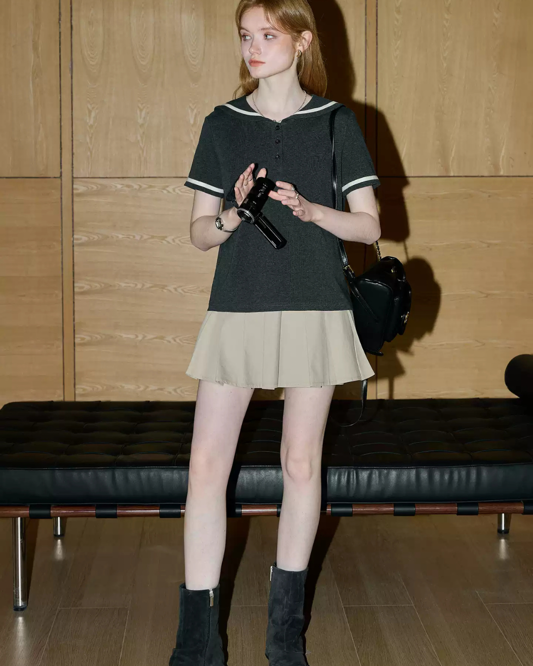 グレーラペルTシャツ（トップス・全1色）