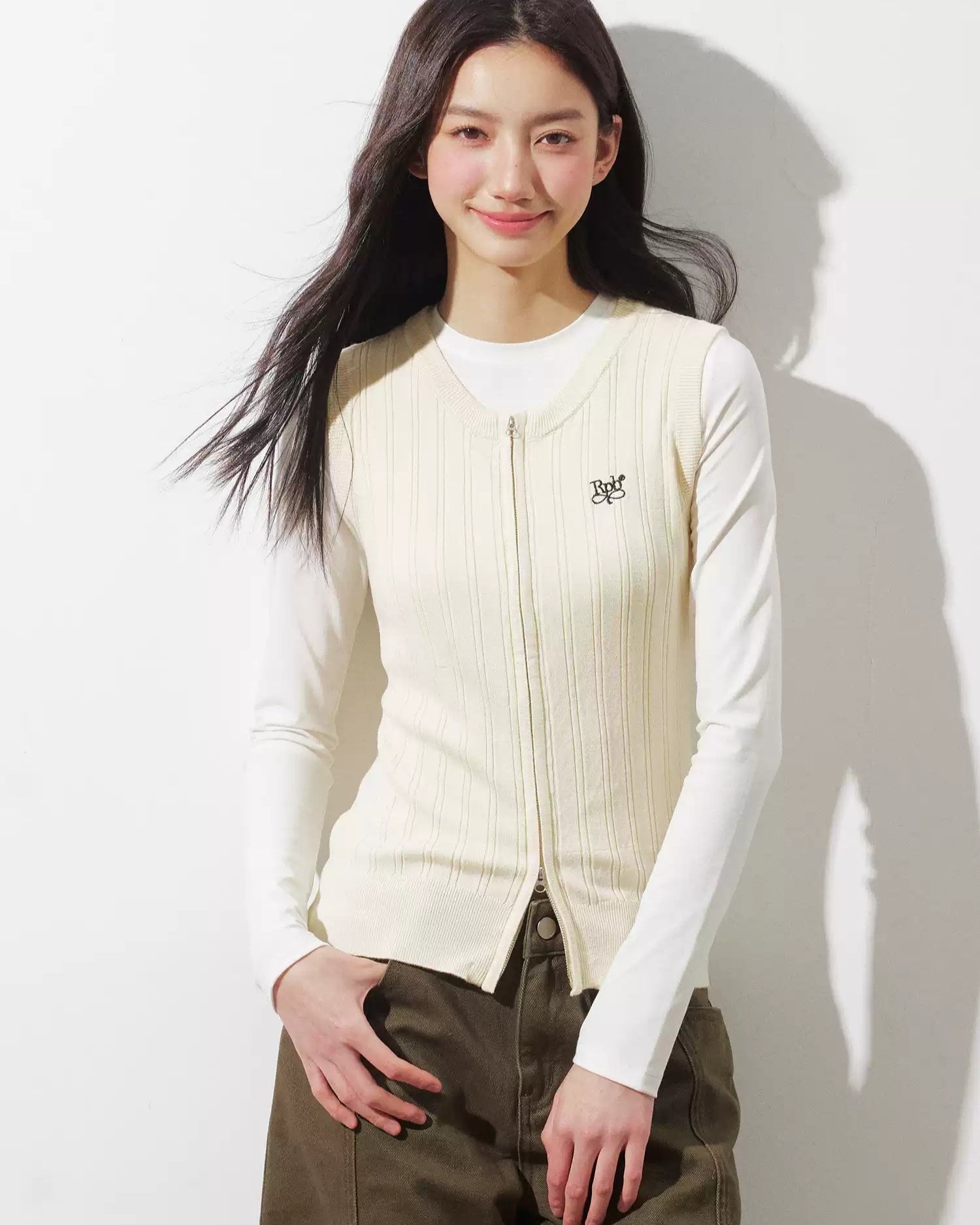 ノースリーブベストニット（トップス・全2色）